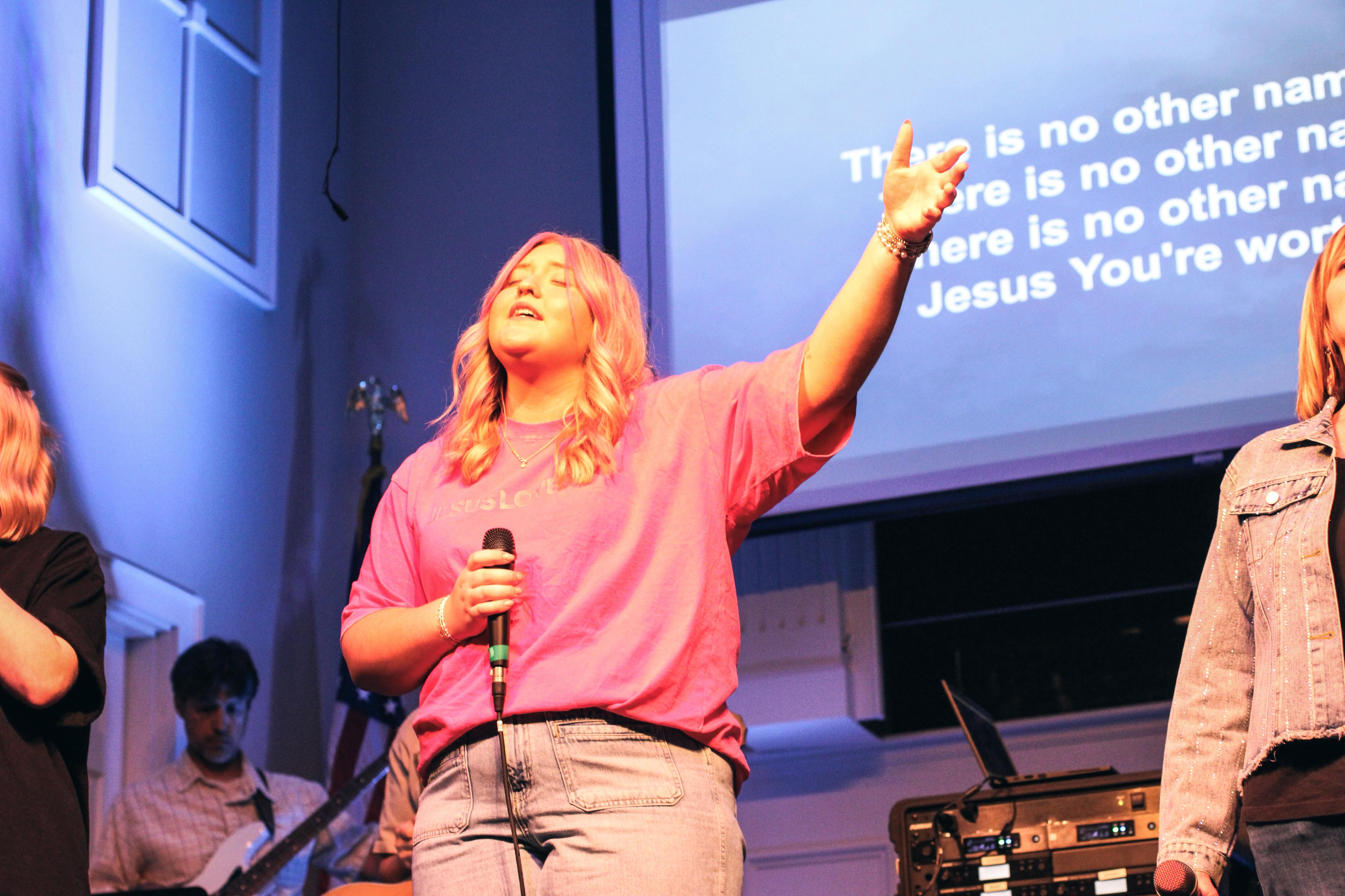 Live worship photo